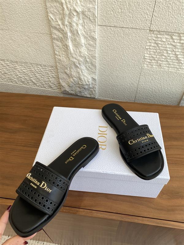 20251128184323973 310